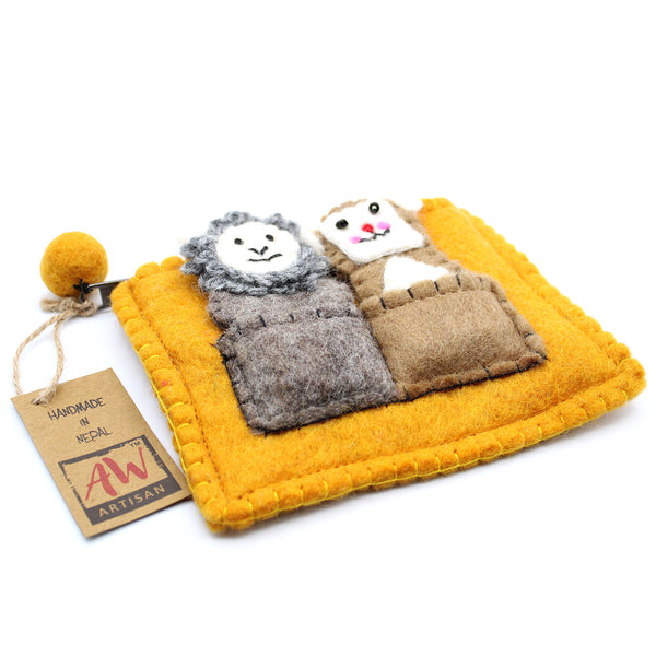 Felt Pouch Purse with Finger Puppets - Bear & Sheep