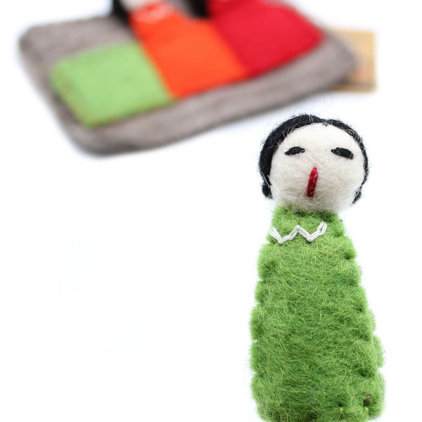 Felt Pouch Purse with Finger Puppets - Friends